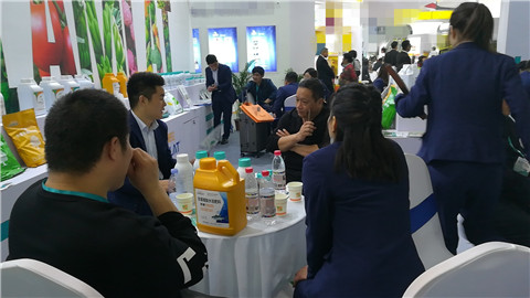 水溶肥，葉面肥